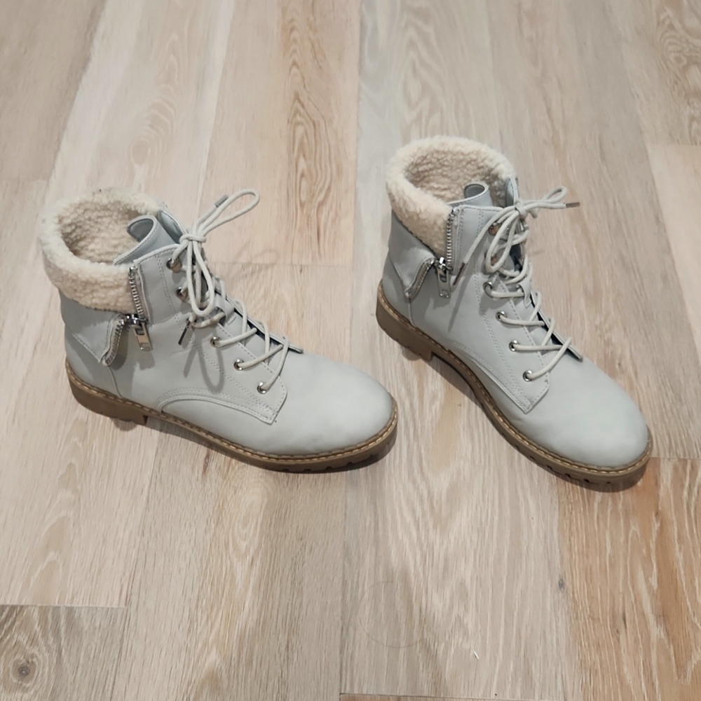 JustFab Womens Boots Size 9
